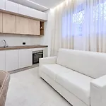 Daria Apartment